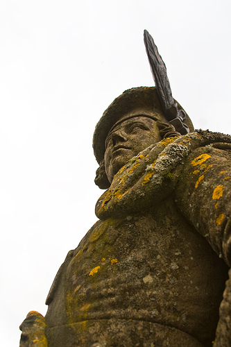 Statue on top of Glenfinnan Monument