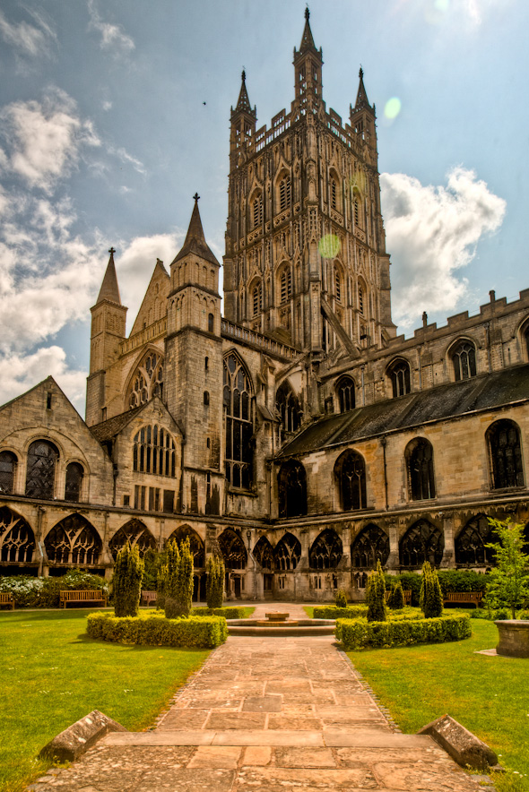 Gloucester Cathedral HDR 4